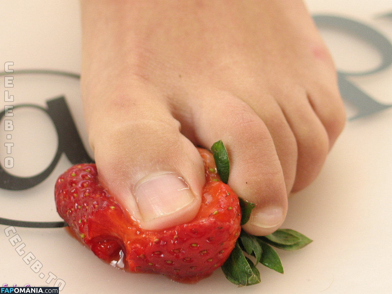 Footlovegirls Naken OnlyFans  Läckta Foto #31