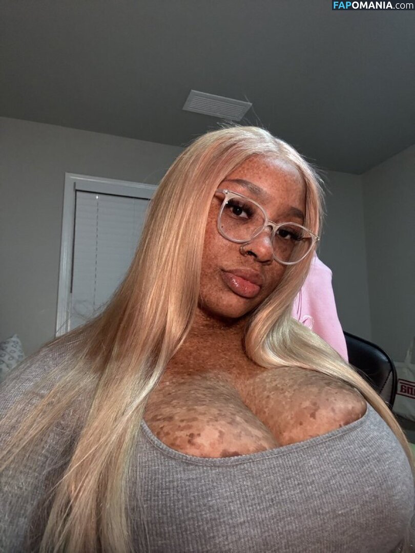 freckled47 / freckledn / sweetspinkles471 Naken OnlyFans  Läckta Foto #50