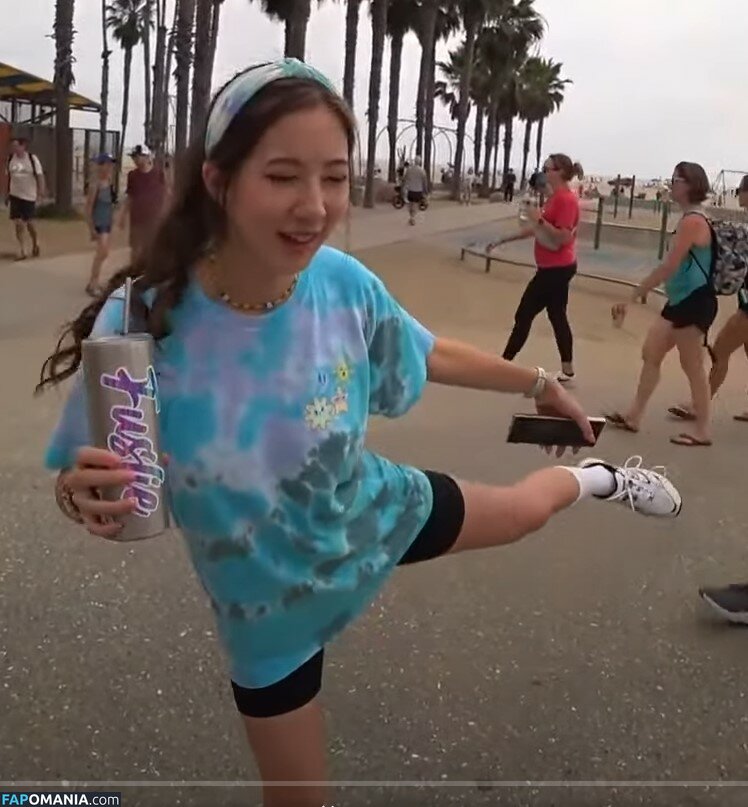 Fuslie / Leslie Naken OnlyFans  Läckta Foto #86