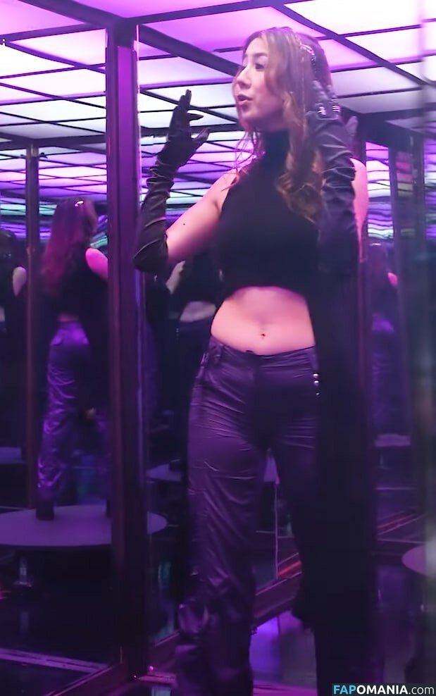 Fuslie / Leslie Naken OnlyFans  Läckta Foto #503