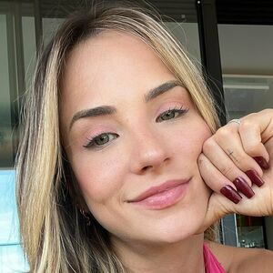 Gabi Martins