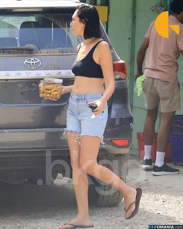 Gal Gadot / gal_gadot / https: / inked_hriss Naken OnlyFans  Läckta Foto #739