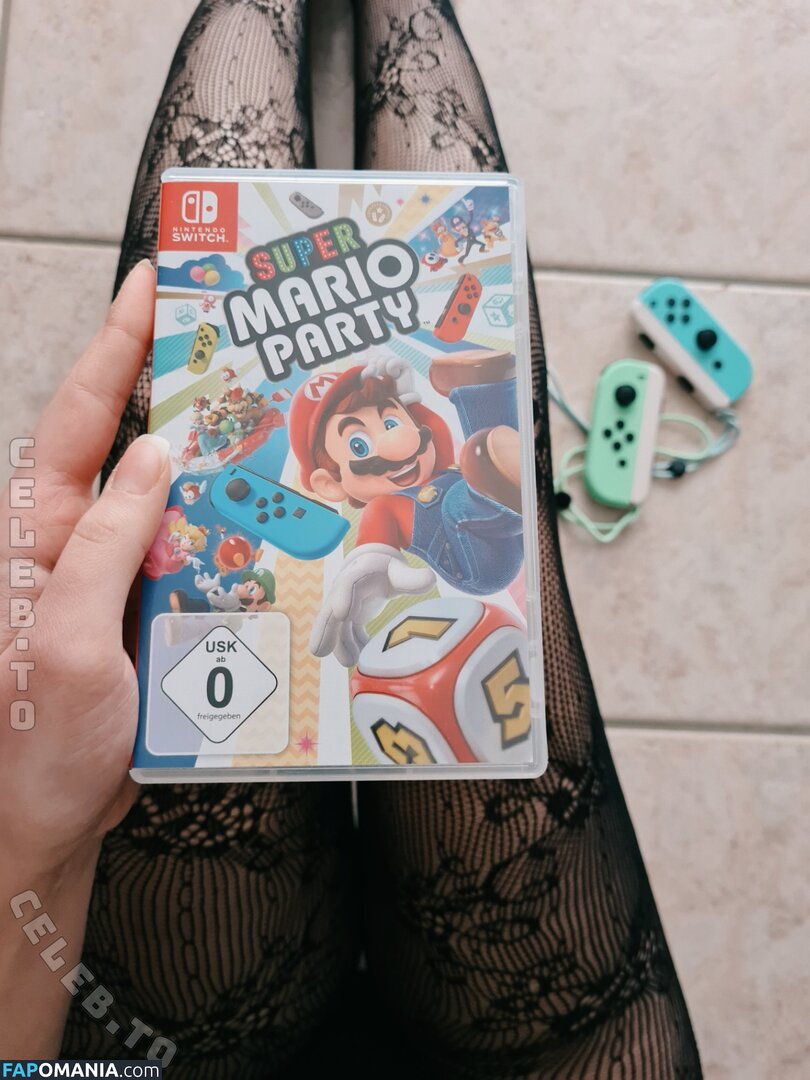 Gamerpetrol / https: Naken OnlyFans  Läckta Foto #7