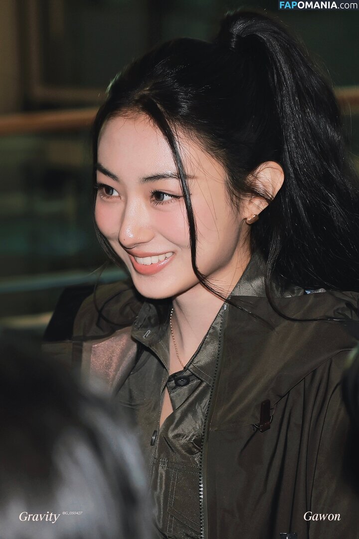 Gawon / Lee Ga-won / MEOVV_GAWON / gawon_moevv / https: / 이가원 MEOVV Naken OnlyFans  Läckta Foto #14