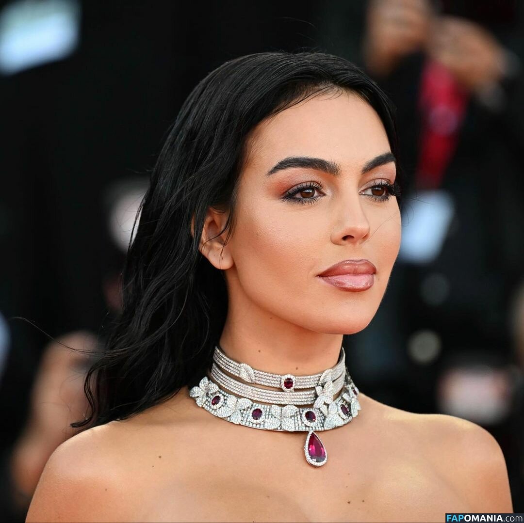 Georgina Rodriguez / georginagio Naken OnlyFans  Läckta Foto #25