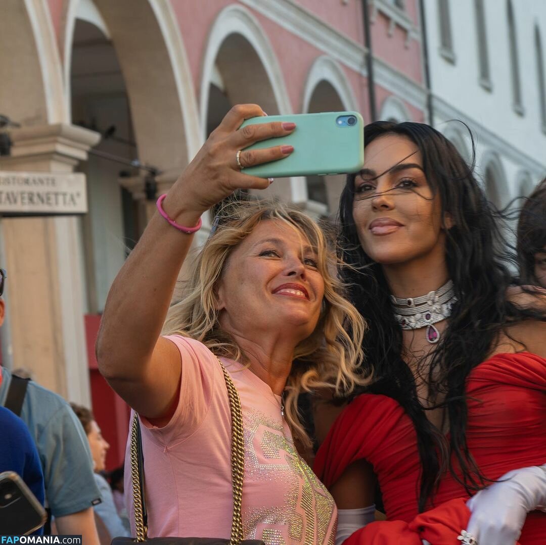 Georgina Rodriguez / georginagio Naken OnlyFans  Läckta Foto #31