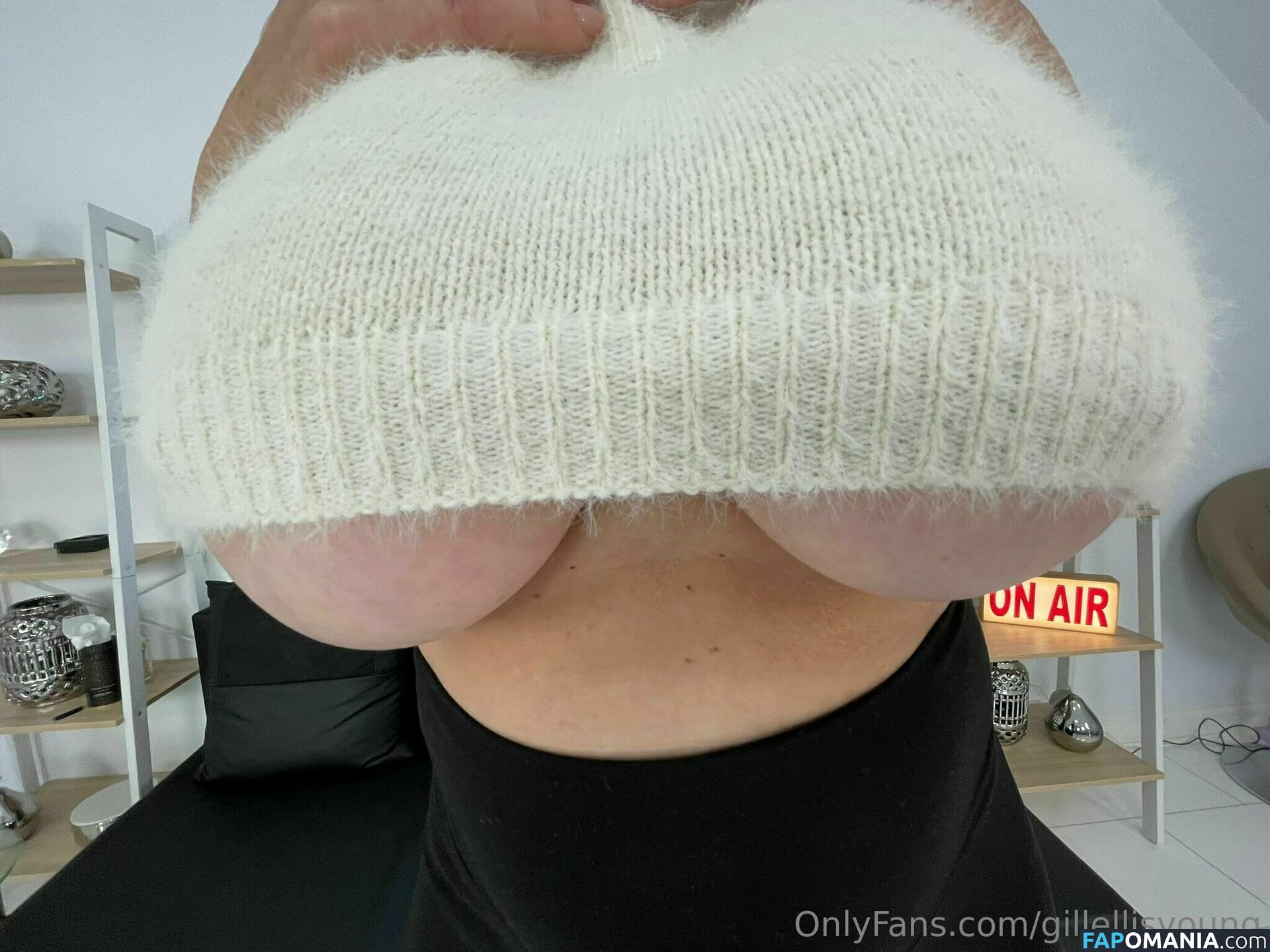 Gill Ellis-Young / Lady Sonia / gillellisyoung Naken OnlyFans  Läckta Foto #196