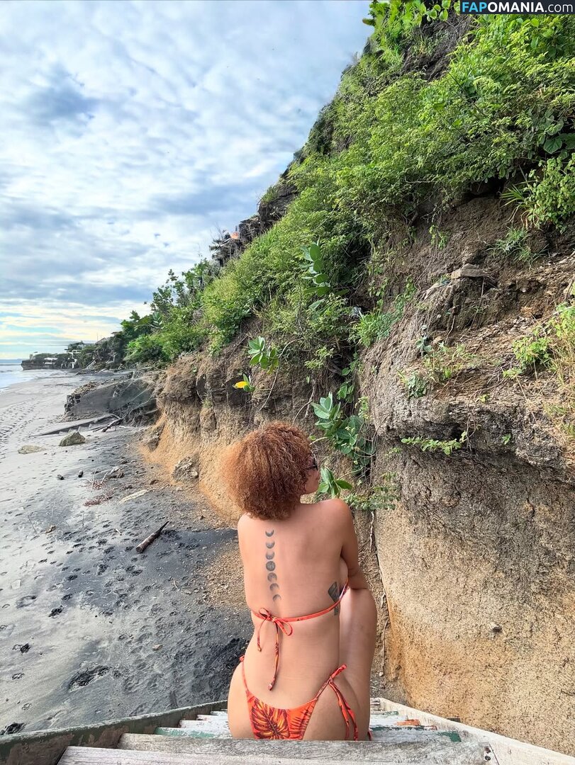 gissel1010 / gisselita.maradiaga / https: Naken OnlyFans  Läckta Foto #4