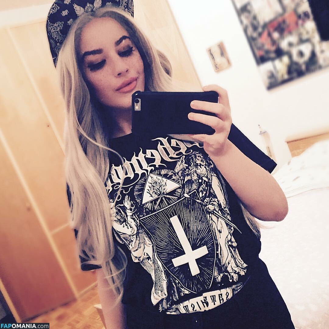 GiuliaMoon / moonchild_77 / moonchild_777 Naken OnlyFans  Läckta Foto #33