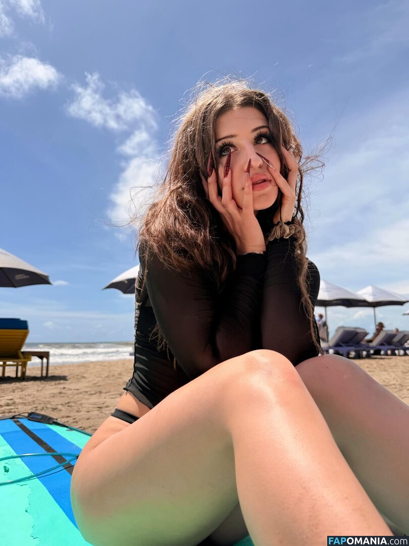 gospozhaevelin / koletocha Naken OnlyFans  Läckta Foto #13