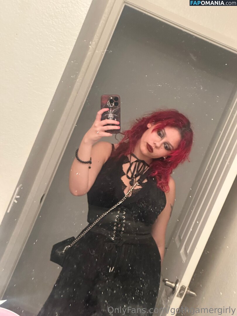 gothgamergirly / gothgirlgaming Naken OnlyFans  Läckta Foto #11