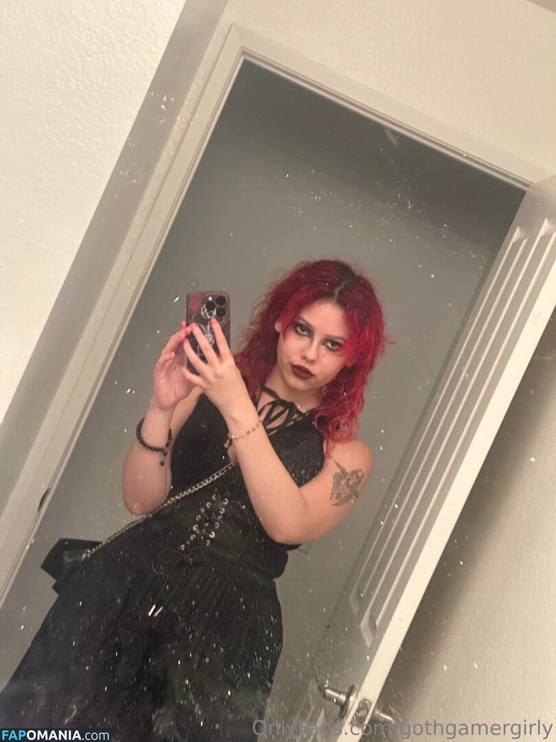 gothgamergirly / gothgirlgaming Naken OnlyFans  Läckta Foto #13