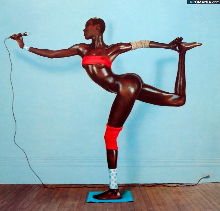 Grace Jones / gracejonesofficial / https: Naken OnlyFans  Läckta Foto #2