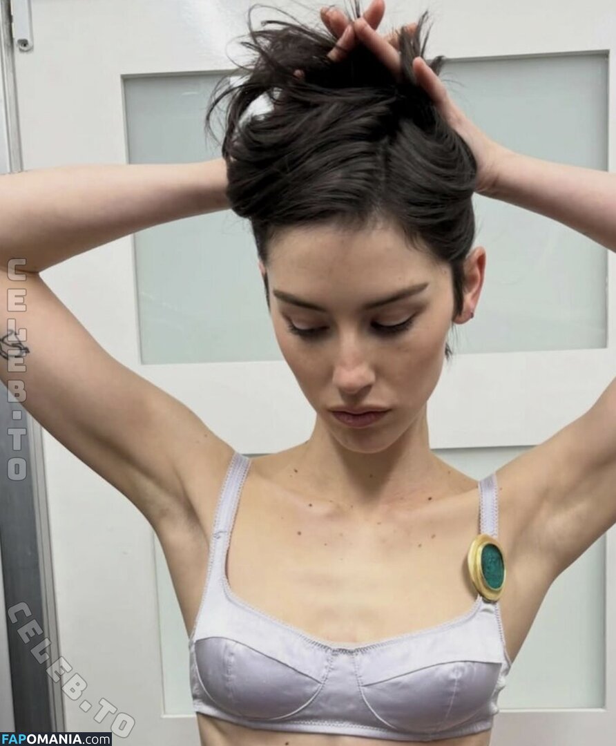 Gracie Abrams / gracieabrams / https: / tehegracietehe Naken OnlyFans  Läckta Foto #453