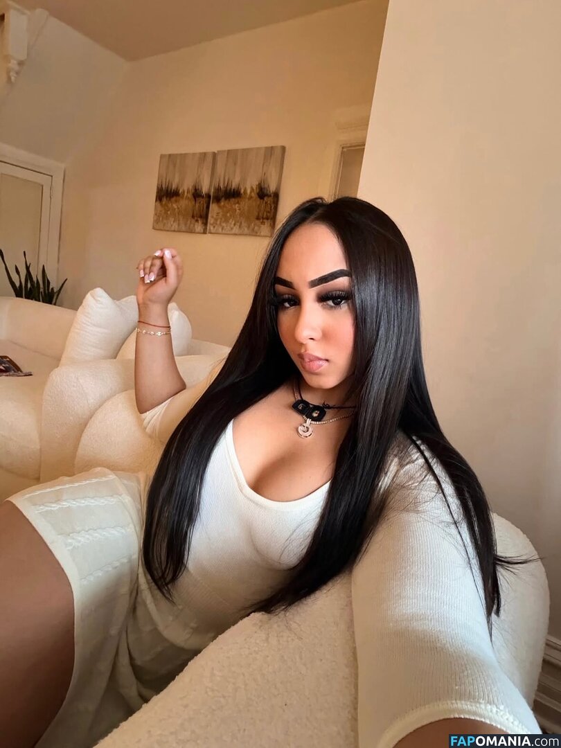 Genesis vargas / Gvargas_20 Naken OnlyFans  Läckta Foto #7