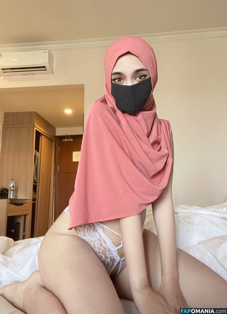  / CamillaReese / HabibtiSalma / HijabCamilla / nazley272 Naken OnlyFans  Läckta Foto #1