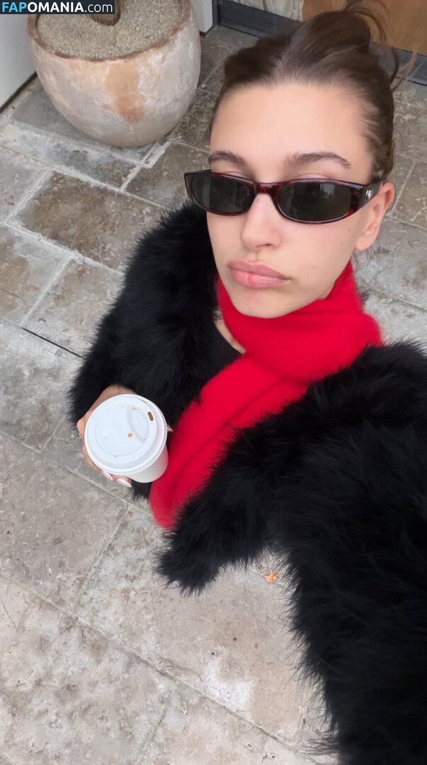 Hailey Baldwin Bieber / haileybieber Naken OnlyFans  Läckta Foto #654
