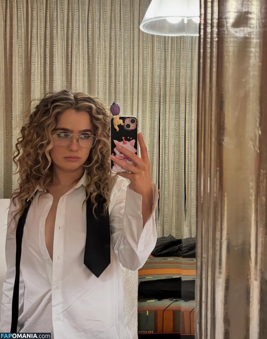 Haley Lu Richardson / haleyluhoo Naken OnlyFans  Läckta Foto #200