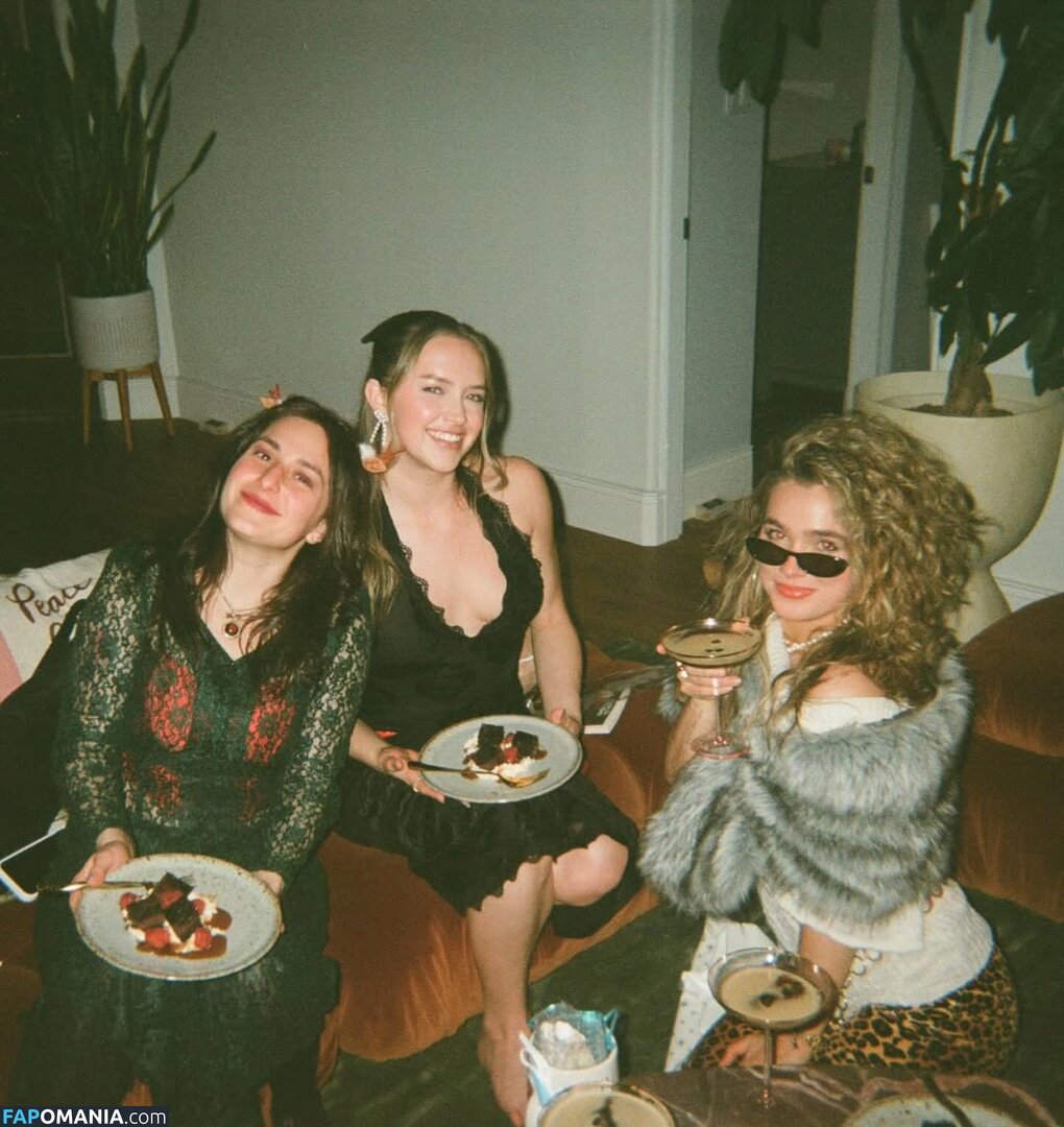 Haley Lu Richardson / haleyluhoo Naken OnlyFans  Läckta Foto #203