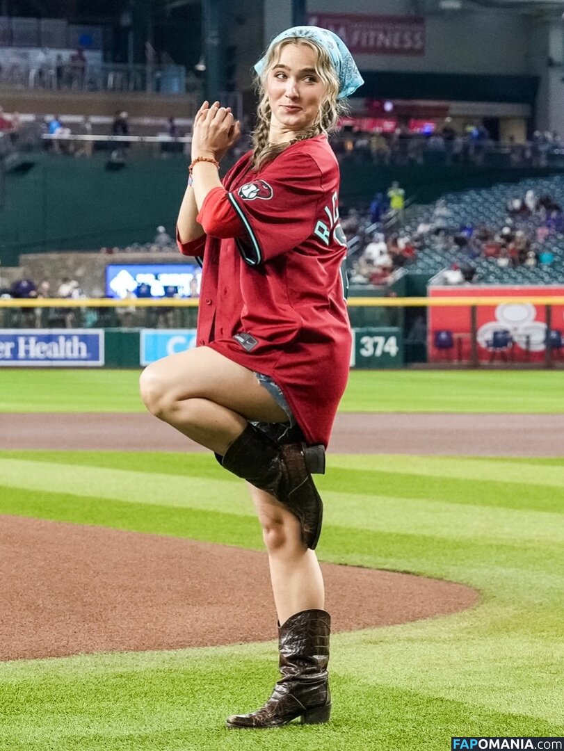 Haley Lu Richardson / haleyluhoo Naken OnlyFans  Läckta Foto #213