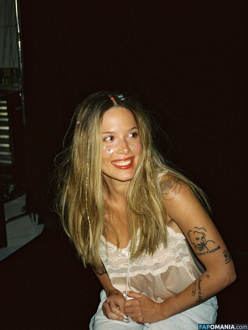 Halsey / https: / iamhalsey / yammahaaa Naken OnlyFans  Läckta Foto #3