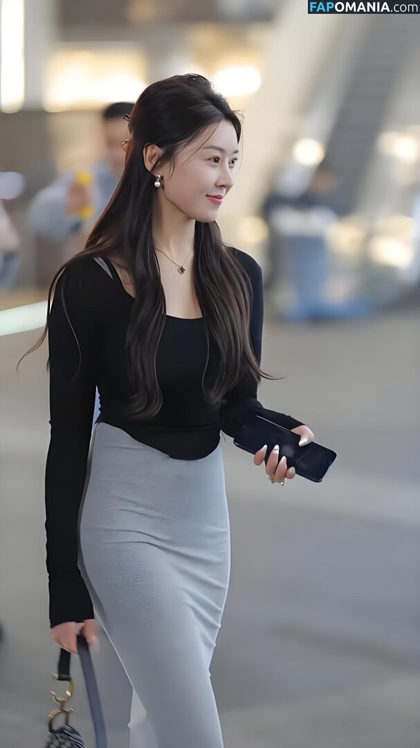 hanyi / 韩艺 Hanyi Naken OnlyFans  Läckta Foto #3
