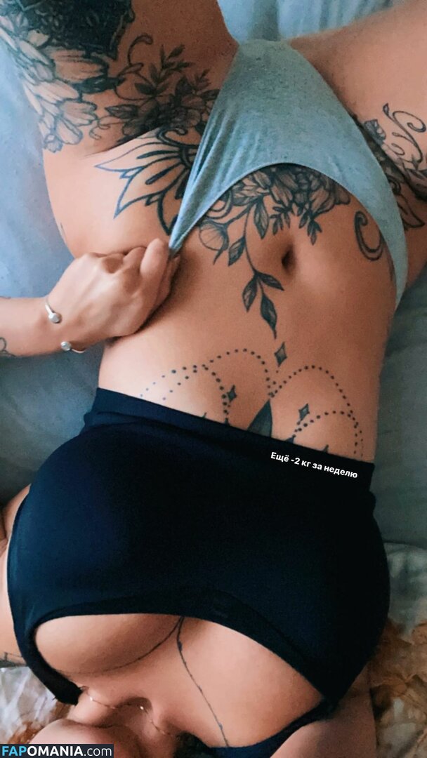 Hell Voron / Olga Voronina / hell_voron Naken OnlyFans  Läckta Foto #14