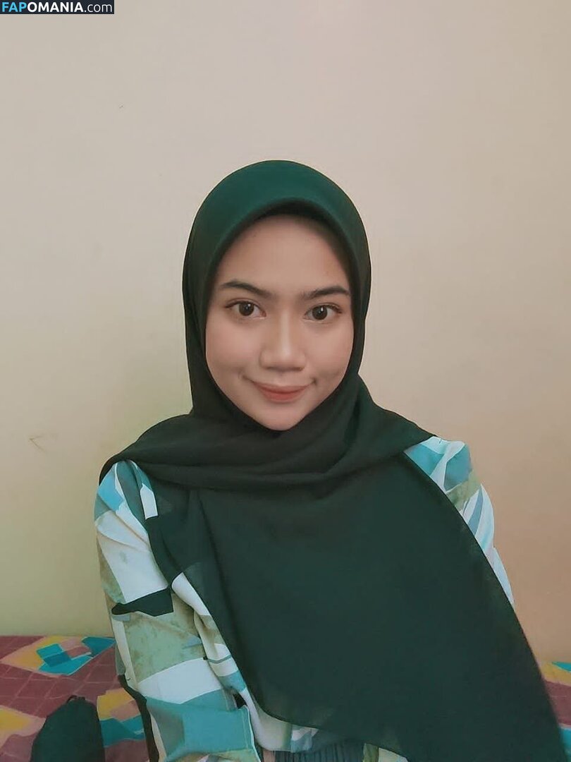 Hijab Off Girls / Hijab On Naken OnlyFans  Läckta Foto #11