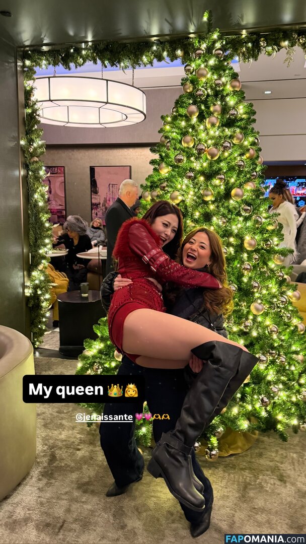 Huh Yunjin 허윤진 / LESSERAFIM / yunjin_lesserafims Naken OnlyFans  Läckta Foto #1