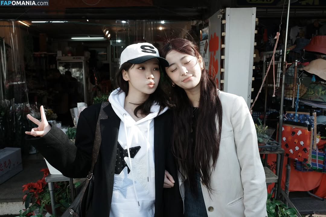 Huh Yunjin 허윤진 / LESSERAFIM / yunjin_lesserafims Naken OnlyFans  Läckta Foto #12