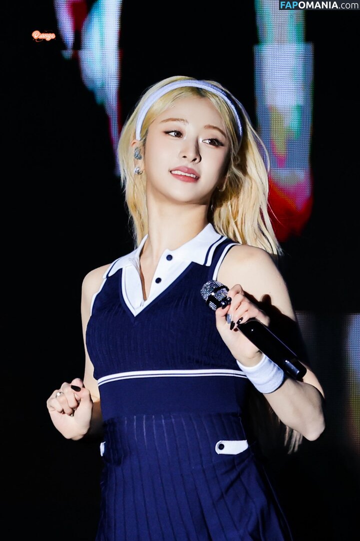 Huh Yunjin 허윤진 / LESSERAFIM / jenaissante Naken OnlyFans  Läckta Foto #107