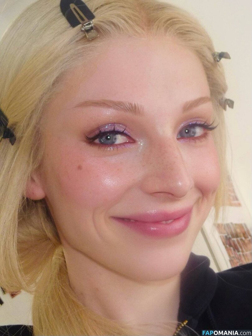 Hunter Schafer / hunterschafer Naken OnlyFans  Läckta Foto #7