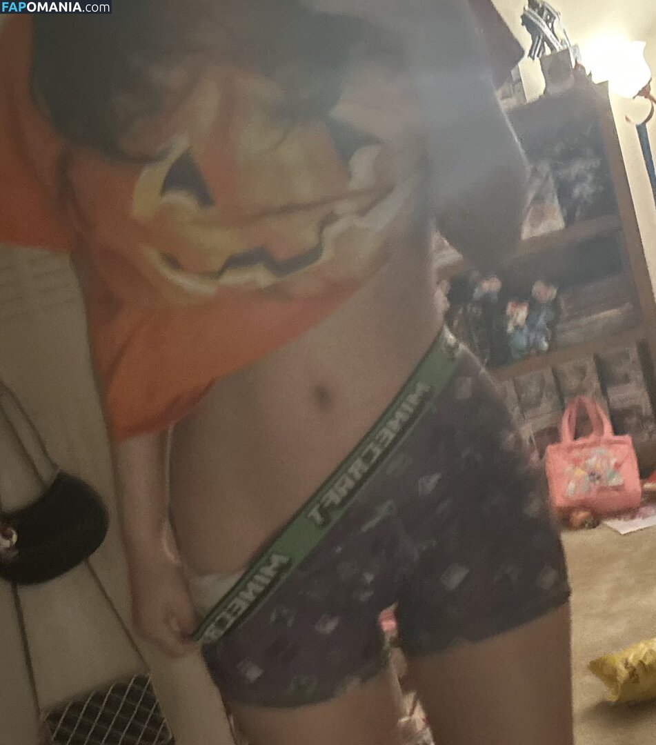 Hyacinth Naken OnlyFans  Läckta Foto #2