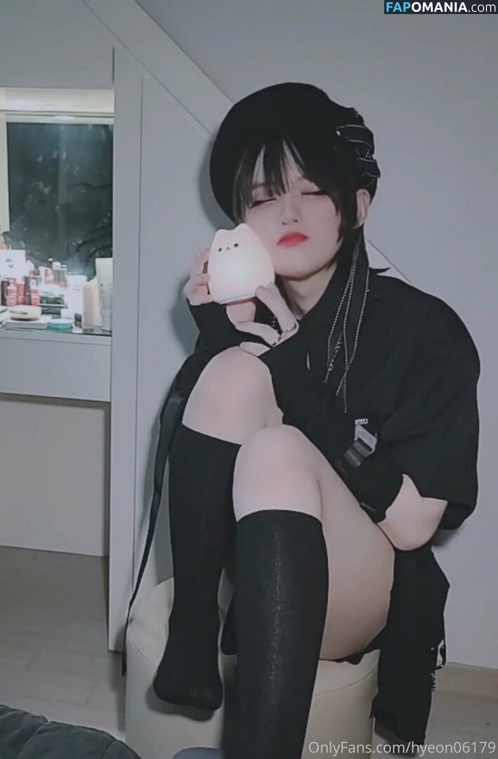 Hyeon06179 / Merudomu Naken OnlyFans  Läckta Foto #10