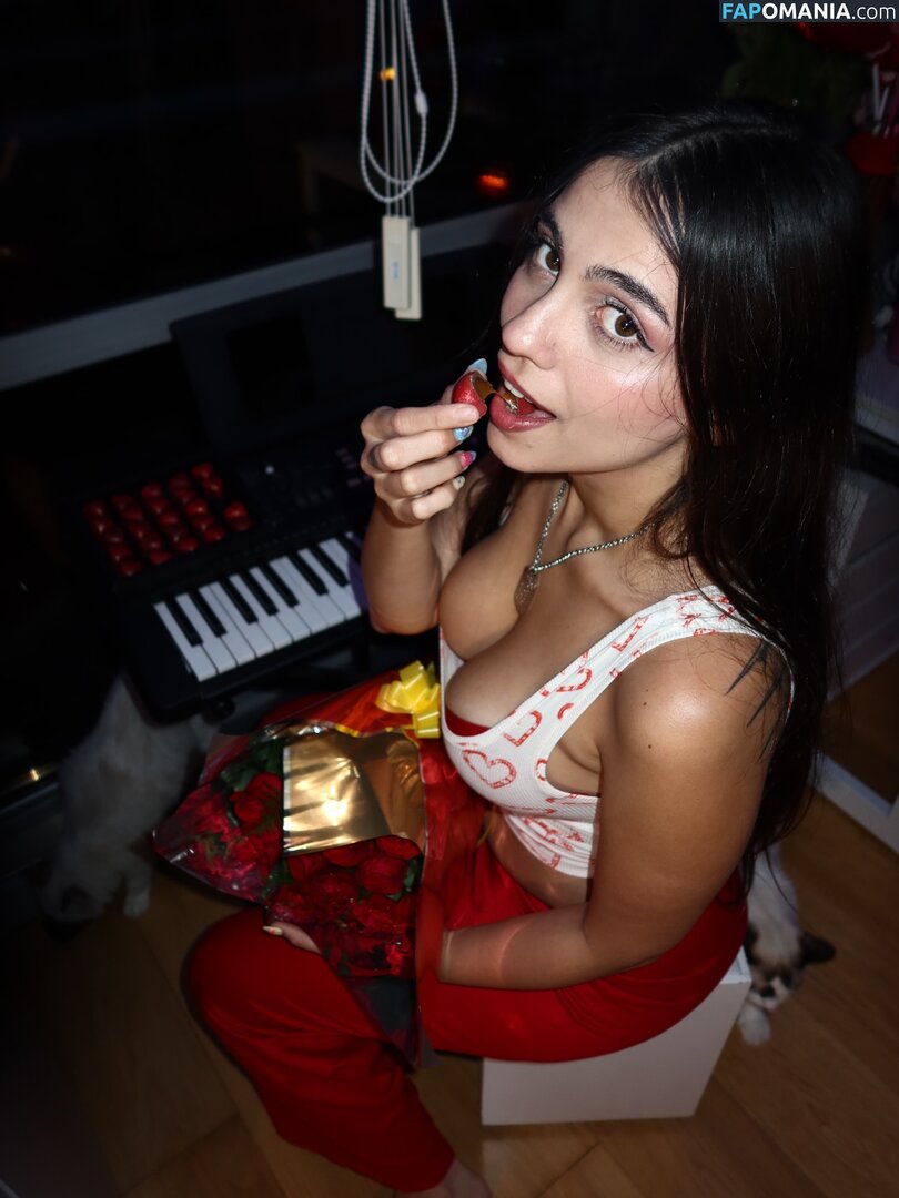 iaara_182 / iaaras / iaaras2 Naken OnlyFans  Läckta Foto #49