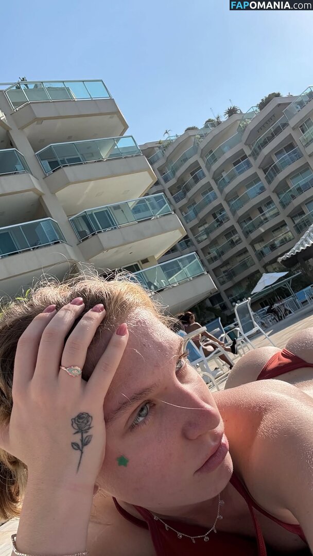 iamcarlavoicu / onlyfans Naken OnlyFans  Läckta Foto #5