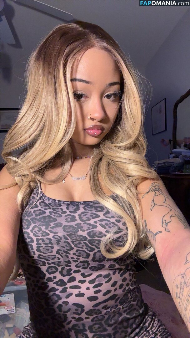 https: / ickysisterr / revoltingsister Naken OnlyFans  Läckta Foto #11