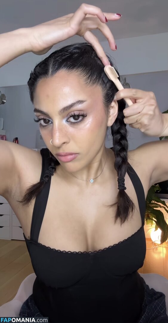 alycakes__ / iconicakes / sara deshmukh / saradeshmukhhh Naken OnlyFans  Läckta Foto #18