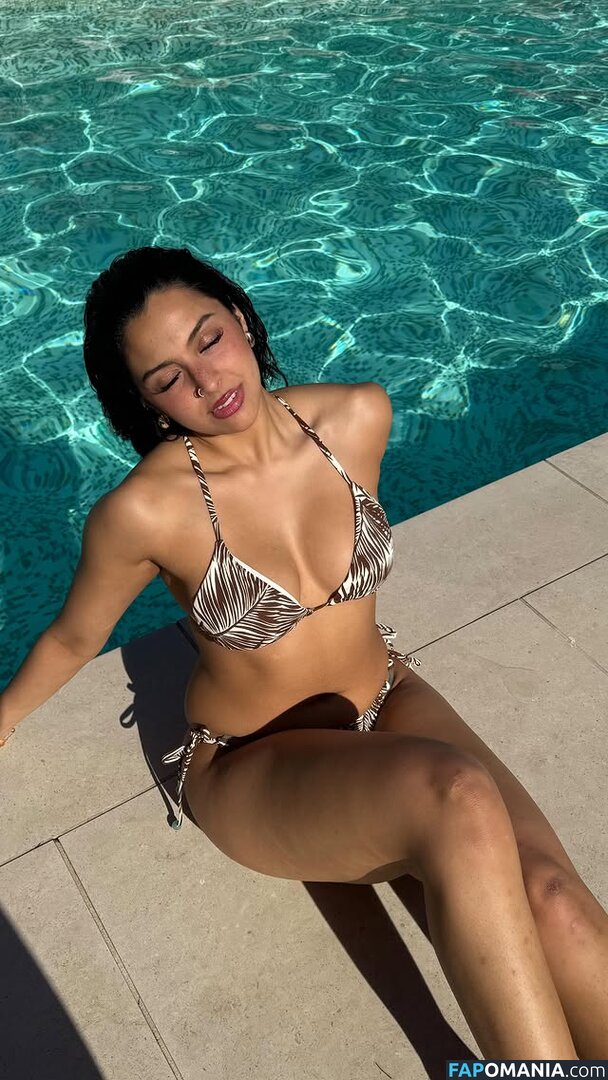 alycakes__ / iconicakes / sara deshmukh / saradeshmukhhh Naken OnlyFans  Läckta Foto #21