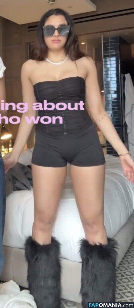 alycakes__ / iconicakes / sara deshmukh / saradeshmukhhh Naken OnlyFans  Läckta Foto #24