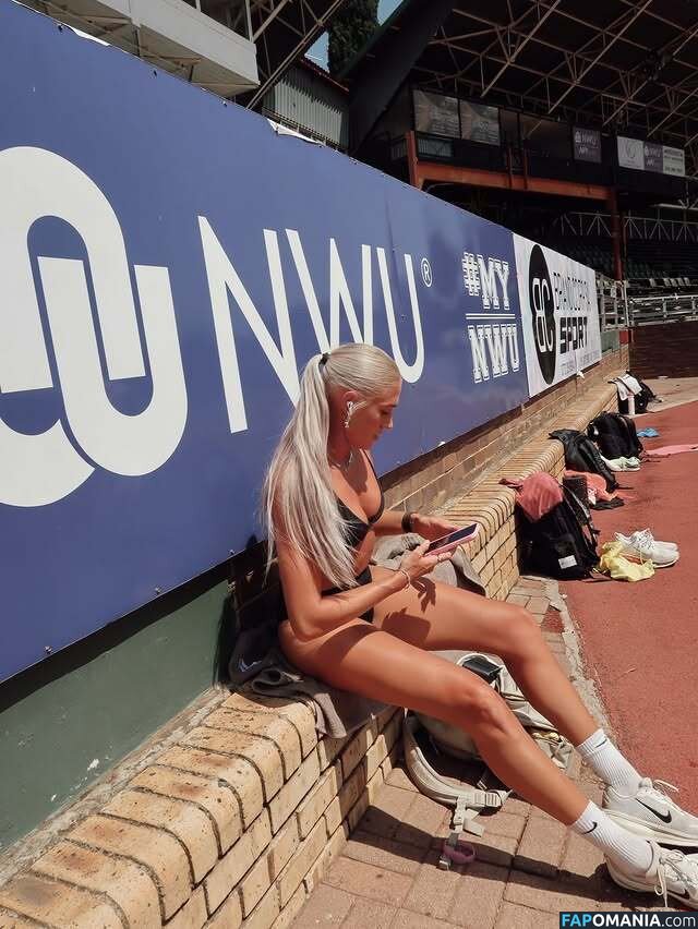idakkarstoft / İda Kathrine Karstoft Naken OnlyFans  Läckta Foto #3