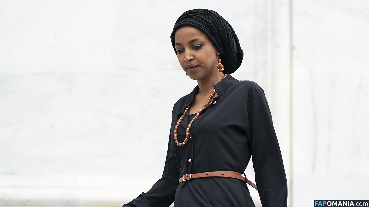 Ilhan Omar Naken OnlyFans  Läckta Foto #2