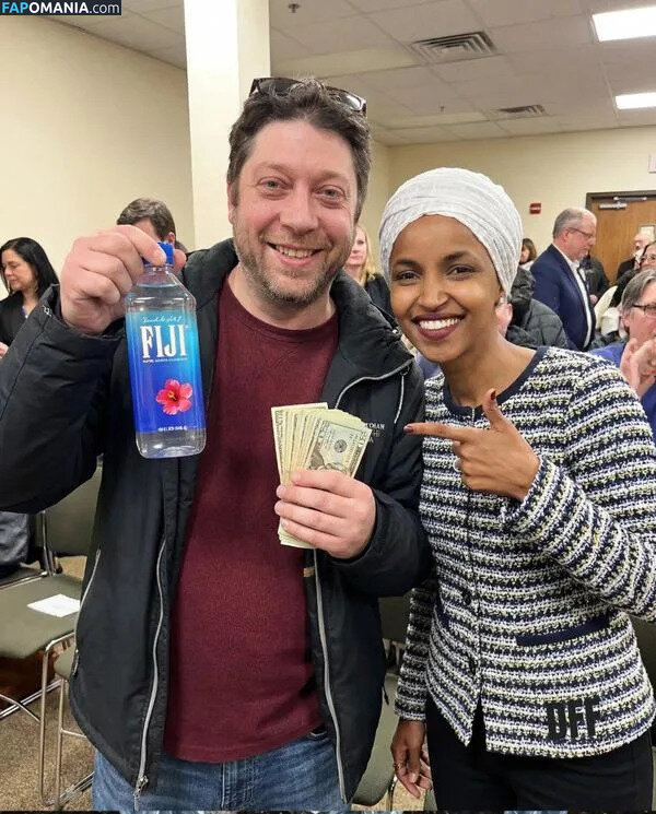 Ilhan Omar Naken OnlyFans  Läckta Foto #13
