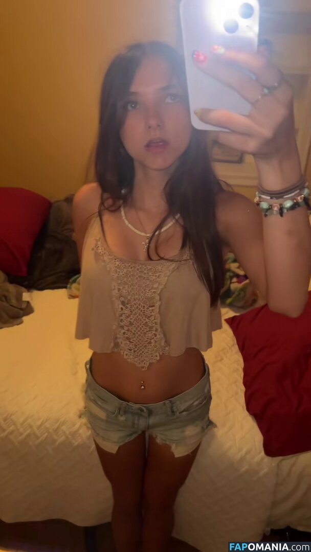 ilovebutterflieslolz123 Naken OnlyFans  Läckta Foto #3