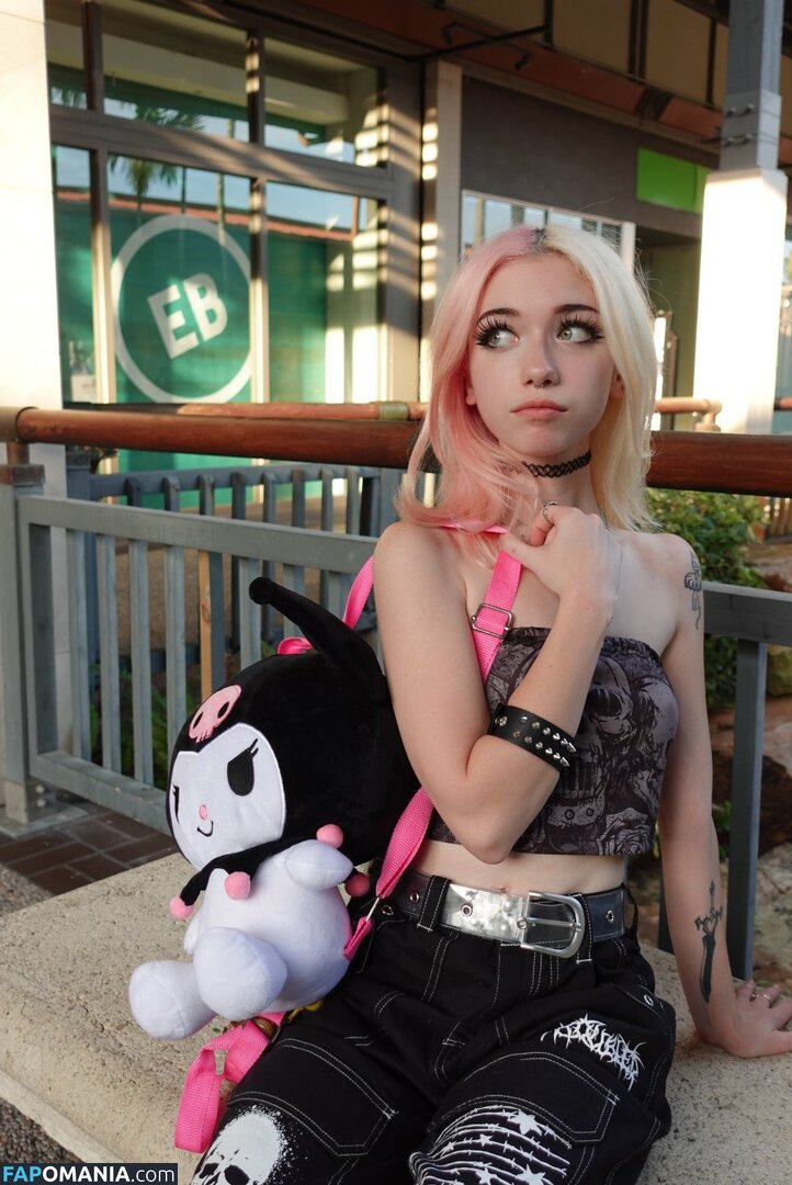 Iluvmeww / iluvmey Naken OnlyFans  Läckta Foto #12