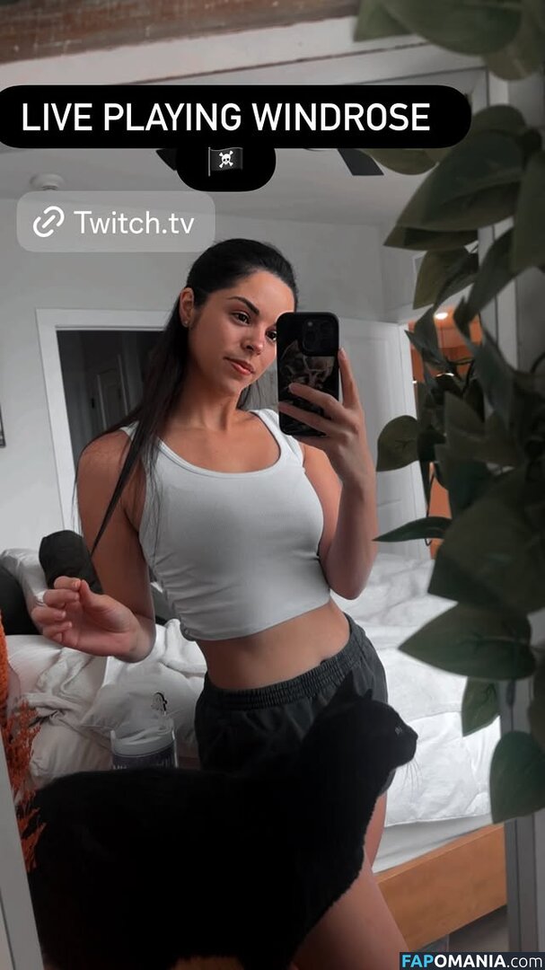 Aims / imamethystt Naken OnlyFans  Läckta Foto #1