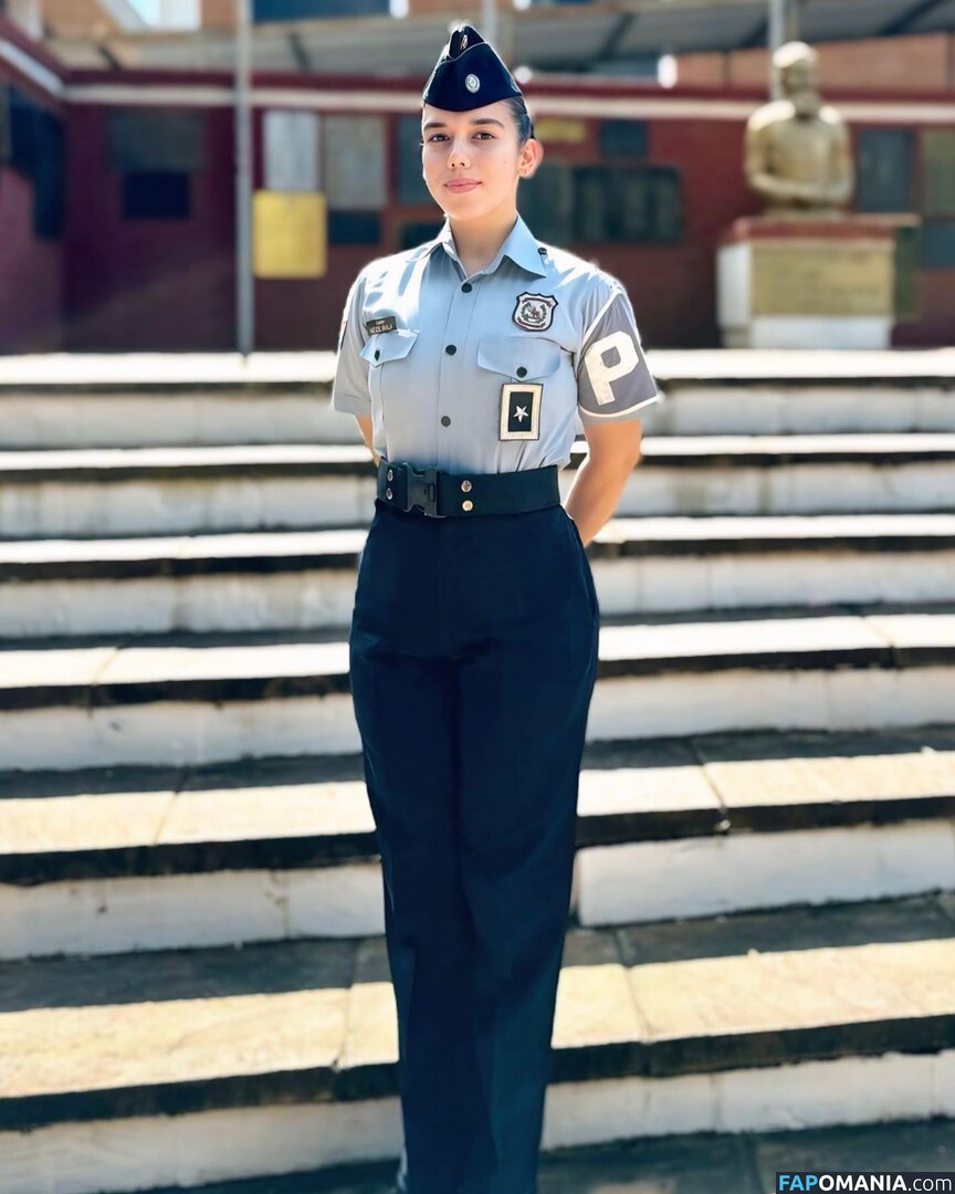 In And Out Uniform Naken OnlyFans  Läckta Foto #45