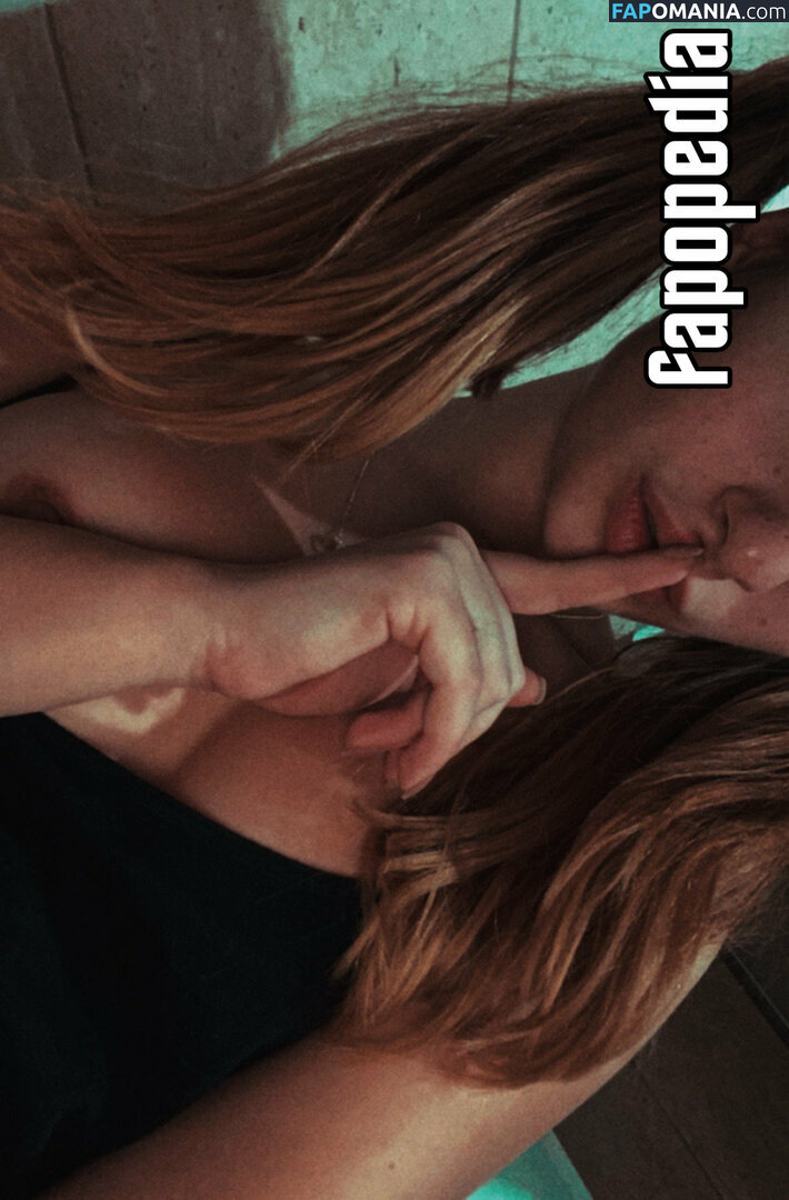 ioana1619 / ioana1619i / ioana_portfolio Naken OnlyFans  Läckta Foto #1