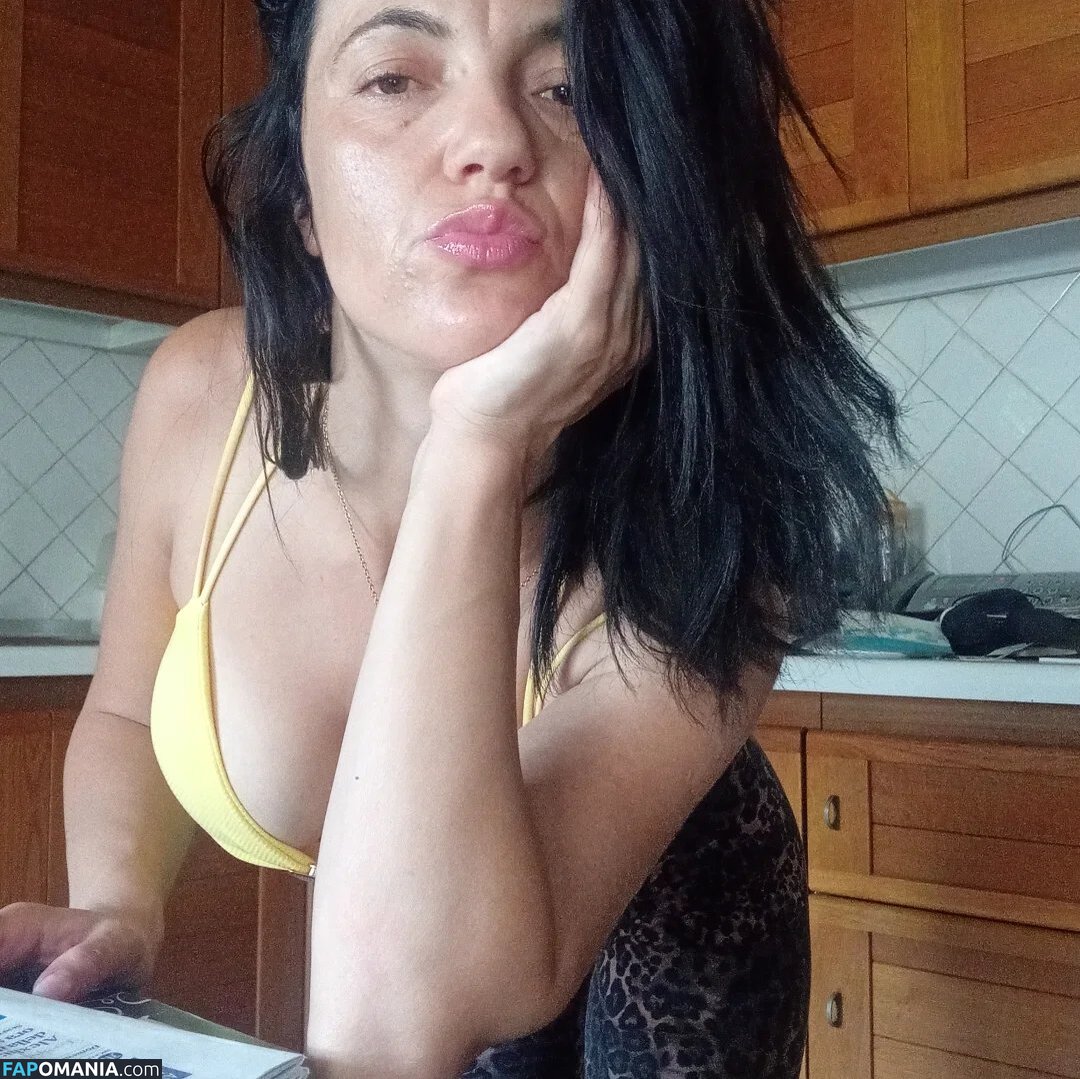 ella_ionela93 / ionela93 Naken OnlyFans  Läckta Foto #1