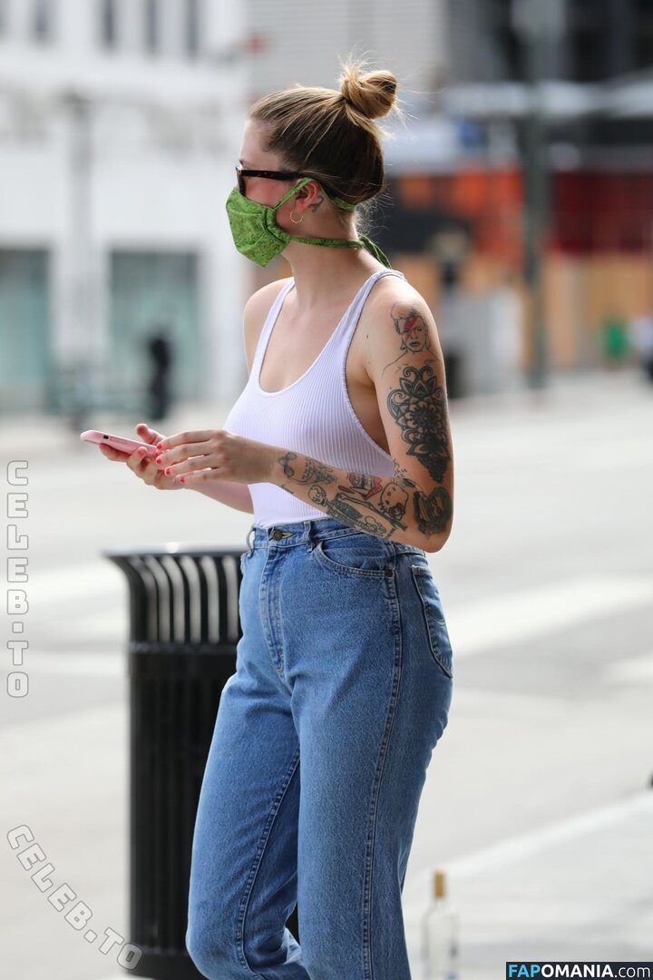 Ireland Baldwin / chloebaldwin... / irelandbasingerbaldwin / irelandirelandireland Naken OnlyFans  Läckta Foto #235